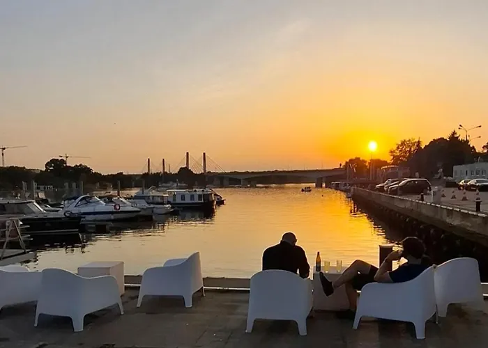 Azuria-houseboat - Na Wodzie Apartmán Vratislav